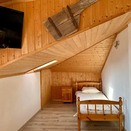 Daire Old Town - 5 Attic