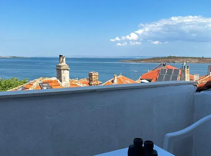 Old Town - 5 Attic Appartamento